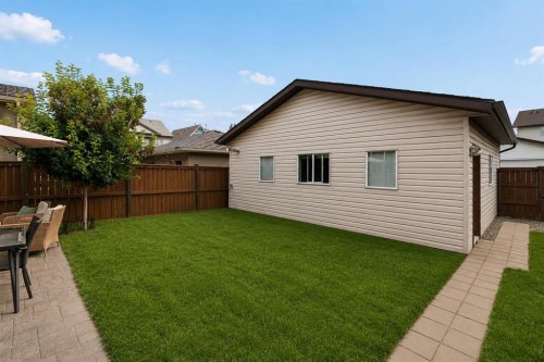 4331 Elgin Avenue Se, Calgary, AB - Outdoor