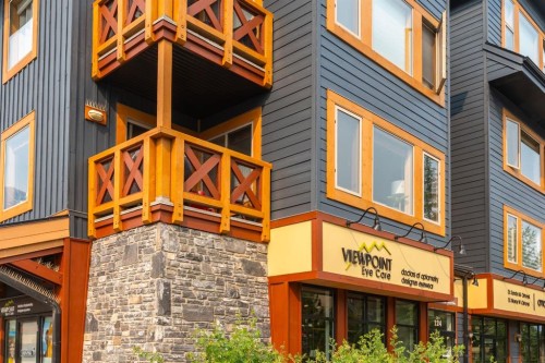 209-1160 Railway Avenue, Canmore, AB 