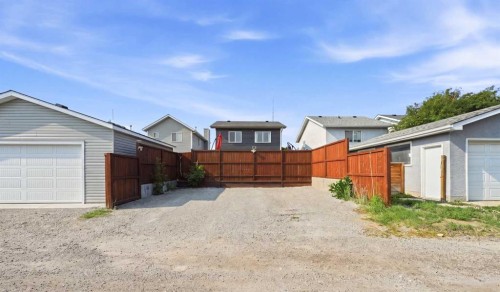 96 Rivercrest Crescent Se, Calgary, AB - Outdoor With Exterior