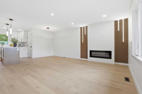 5439 Dalrymple Crescent Nw, Calgary, AB - Indoor With Fireplace