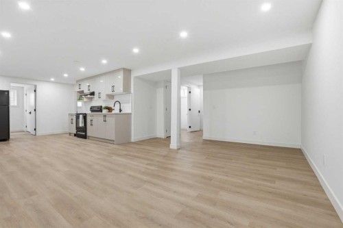5439 Dalrymple Crescent Nw, Calgary, AB - Indoor