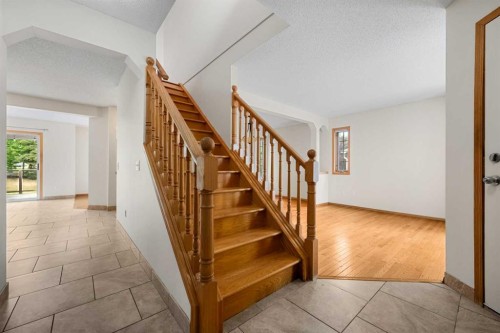115 Macewan Park Circle, Calgary, AB - Indoor Photo Showing Other Room