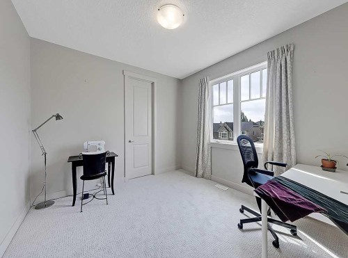 9318 14 Avenue Sw, Calgary, AB - Indoor Photo Showing Office