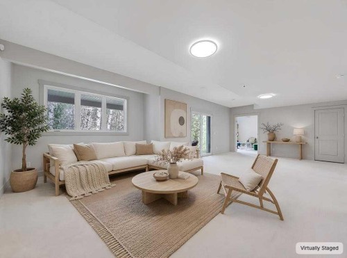 9318 14 Avenue Sw, Calgary, AB - Indoor Photo Showing Other Room