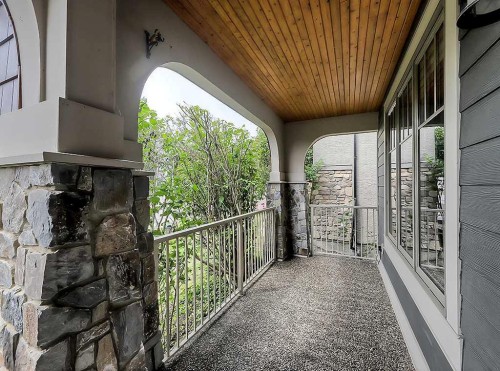 9318 14 Avenue Sw, Calgary, AB - Outdoor With Exterior