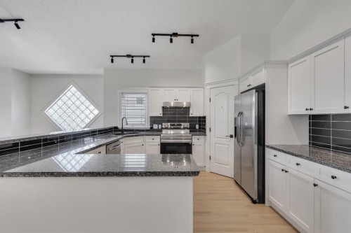 694 Panorama Hills Drive Nw, Calgary, AB - Indoor Photo Showing Kitchen