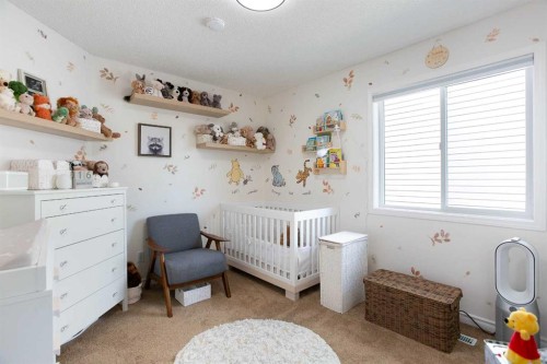 1105 Country Hills Circle Nw, Calgary, AB - Indoor Photo Showing Bedroom