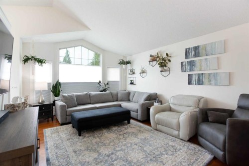 1105 Country Hills Circle Nw, Calgary, AB - Indoor Photo Showing Living Room