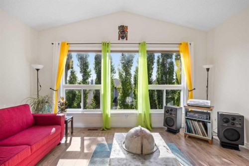 216 Tuscany Ridge View Nw, Calgary, AB - Indoor Photo Showing Other Room
