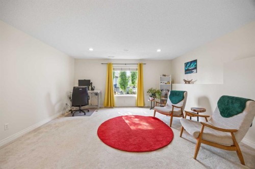 216 Tuscany Ridge View Nw, Calgary, AB - Indoor Photo Showing Other Room