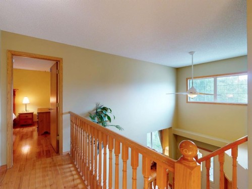 55 Hampshire Grove Nw, Calgary, AB - Indoor Photo Showing Other Room