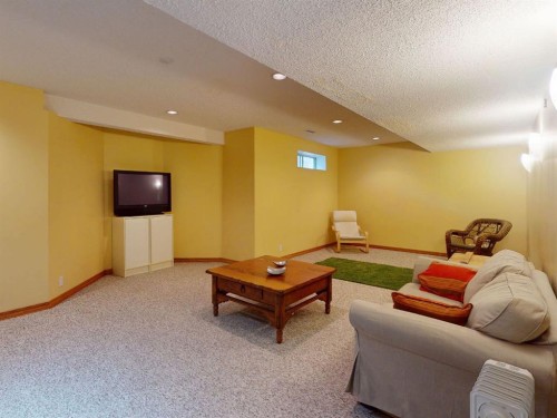55 Hampshire Grove Nw, Calgary, AB - Indoor