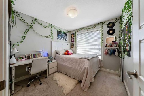 116 Savanna Walk Ne, Calgary, AB - Indoor Photo Showing Bedroom