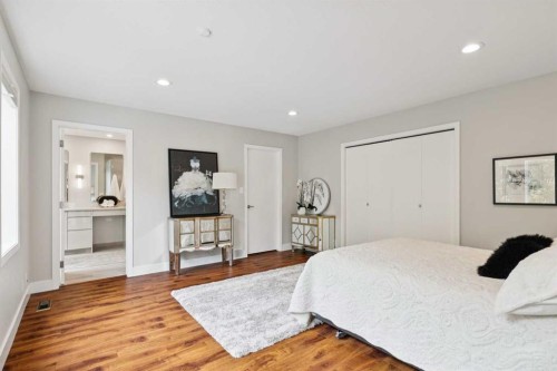 58 Candle Terrace Sw, Calgary, AB - Indoor Photo Showing Bedroom