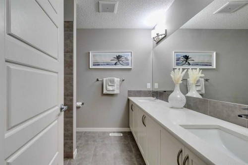 510 Nolanlake Villas Nw, Calgary, AB - Indoor Photo Showing Bathroom
