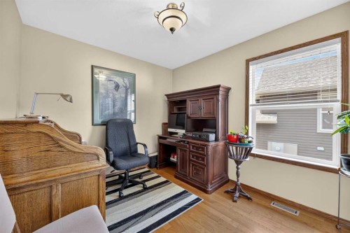 109 Willow Green, Olds, AB - Indoor