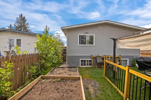 113 Spring Haven Court Se, Airdrie, AB - Outdoor With Exterior