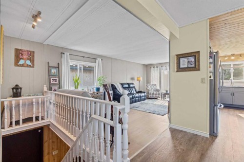 113 Spring Haven Court Se, Airdrie, AB - Indoor