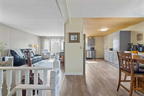 113 Spring Haven Court Se, Airdrie, AB - Indoor Photo Showing Dining Room