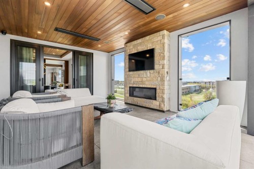 315 Aspen Ridge Place Sw, Calgary, AB -  With Fireplace