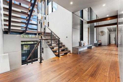 315 Aspen Ridge Place Sw, Calgary, AB - Indoor Photo Showing Other Room
