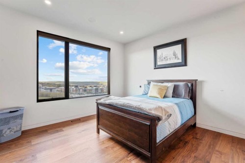 315 Aspen Ridge Place Sw, Calgary, AB - Indoor Photo Showing Bedroom