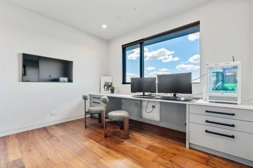 315 Aspen Ridge Place Sw, Calgary, AB - Indoor Photo Showing Office