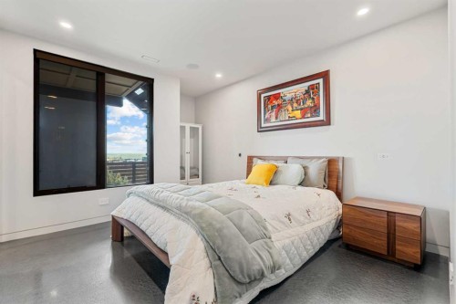 315 Aspen Ridge Place Sw, Calgary, AB - Indoor Photo Showing Bedroom