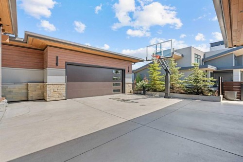315 Aspen Ridge Place Sw, Calgary, AB - Outdoor