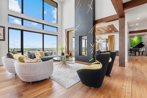 315 Aspen Ridge Place Sw, Calgary, AB - Indoor Photo Showing Living Room