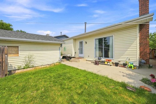 619 Whiteridge Road Ne, Calgary, AB - Outdoor With Exterior