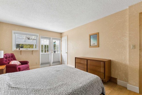 1824 Lake Bonavista Drive Se, Calgary, AB - Indoor Photo Showing Bedroom