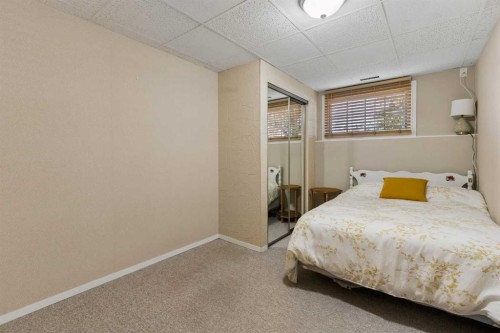1824 Lake Bonavista Drive Se, Calgary, AB - Indoor Photo Showing Bedroom