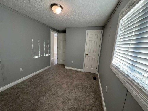 18 Mckay Place, Blackfalds, AB 