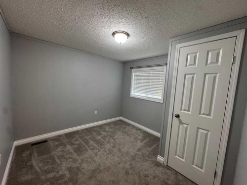 18 Mckay Place, Blackfalds, AB 