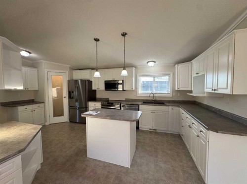 18 Mckay Place, Blackfalds, AB 