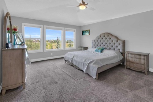 286 Nolan Hill Boulevard Nw, Calgary, AB - Indoor Photo Showing Bedroom