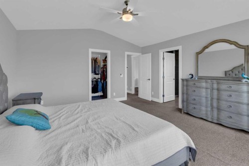 286 Nolan Hill Boulevard Nw, Calgary, AB - Indoor Photo Showing Bedroom