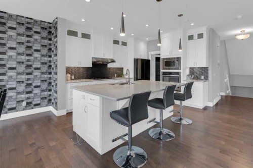 286 Nolan Hill Boulevard Nw, Calgary, AB - Indoor Photo Showing Kitchen With Upgraded Kitchen