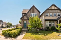 1037 New Brighton Park SE Calgary, AB T2Z 0Y1