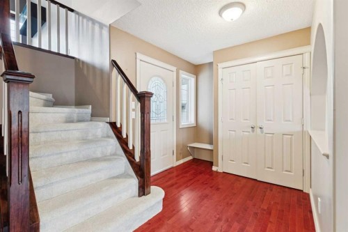 763 Cimarron Close, Okotoks, AB 