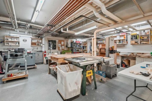 2144-48 Inverness Gate Se, Calgary, AB - Indoor