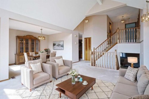 52 Edgeland Road Nw, Calgary, AB - Indoor Photo Showing Living Room