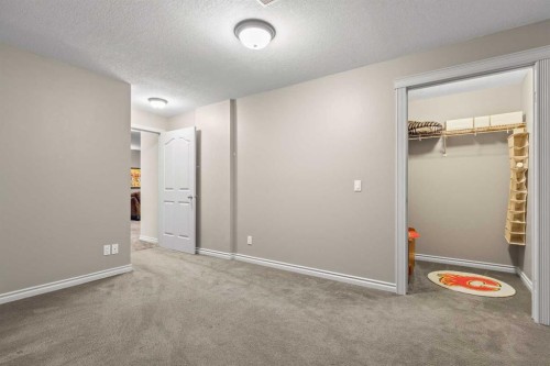 58 Mt Gibraltar Place Se, Calgary, AB - Indoor Photo Showing Other Room