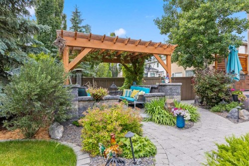 58 Mt Gibraltar Place Se, Calgary, AB - Outdoor
