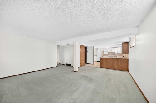 108 Woodside Close Nw, Airdrie, AB - Indoor Photo Showing Other Room