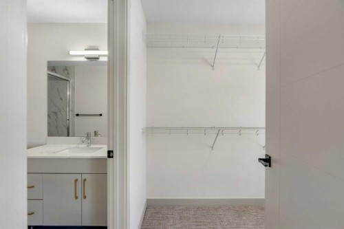 414 Corner Meadows Square Ne, Calgary, AB - Indoor