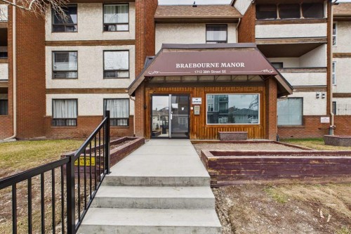 111-1712 38 Street SE Calgary, AB T2A 1H1