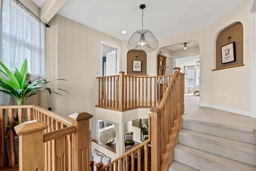 1437 Kings Heights Boulevard Se, Airdrie, AB - Indoor Photo Showing Other Room