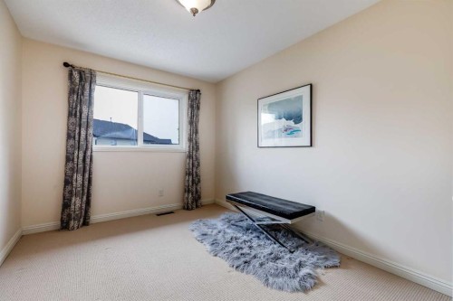 1437 Kings Heights Boulevard Se, Airdrie, AB - Indoor